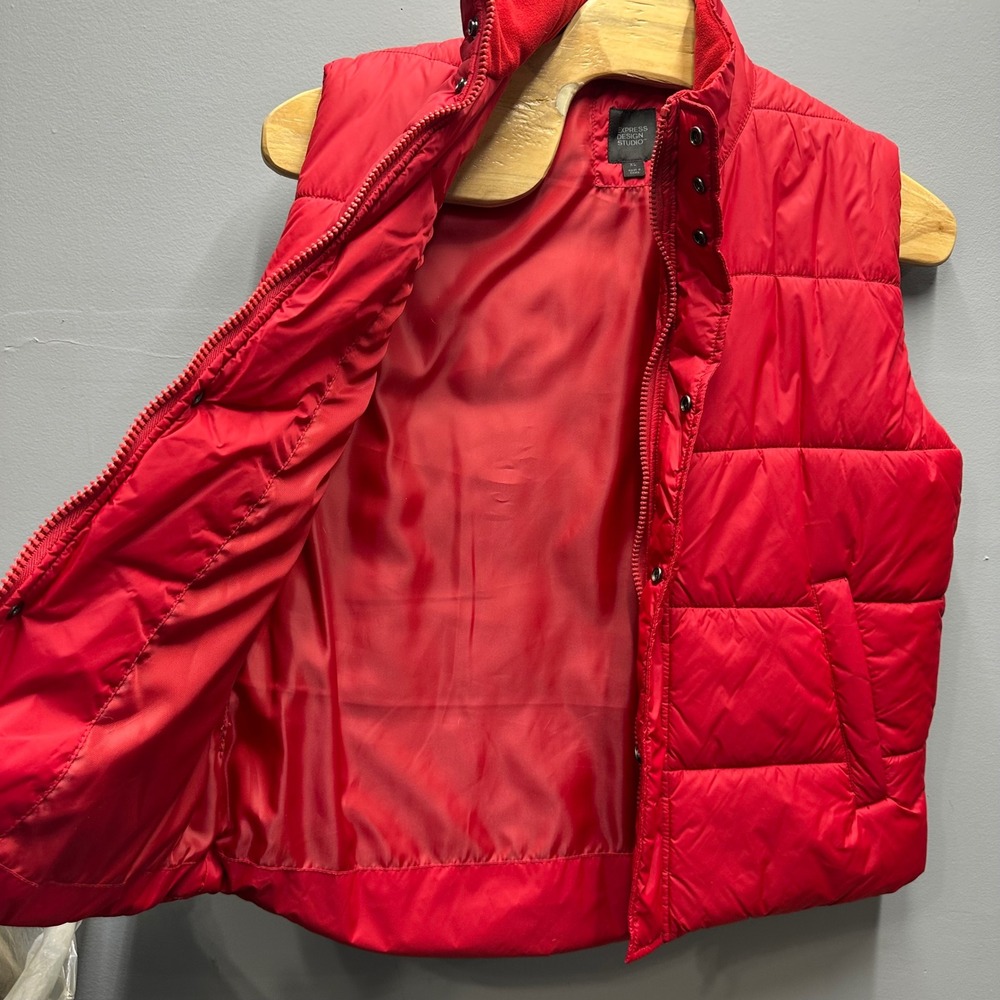 Express Design Studio Men's Red Quilted Puffer Vest XL Insulated Zip Casual - Picture 3 of 5